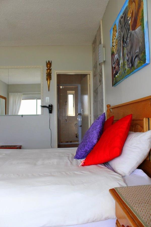 Silver Dolphin Holidays Daire Amanzimtoti Dış mekan fotoğraf